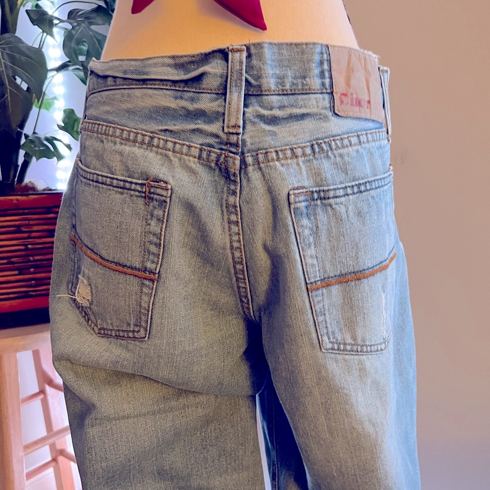 Men’s Chor Distressed Denim Jeans  Size 32x32